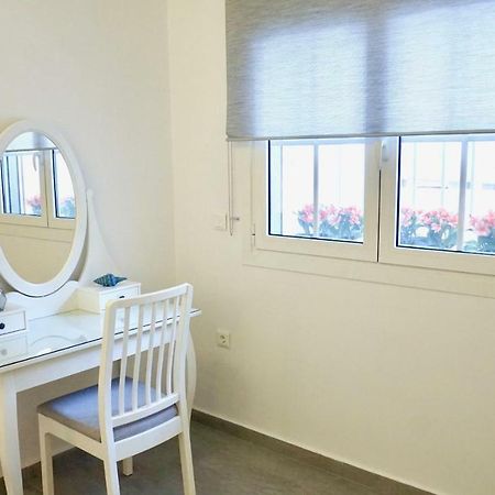 Cycladic Style Apt In Athens Lägenhet Exteriör bild